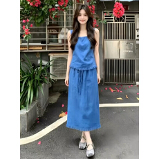 批发蓝色无袖<b class='q'>背心</b>连衣裙子女夏季2026新款巨好看韩系穿搭流苏套装<b class='q'>长裙</b>