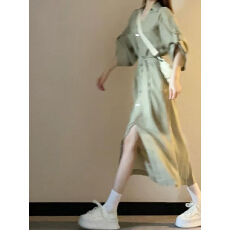 批发法式绝美绿色<b class='q'>衬衫</b><b class='q'>连衣裙</b>子女夏季2026新爆款大方得体收腰显瘦长裙