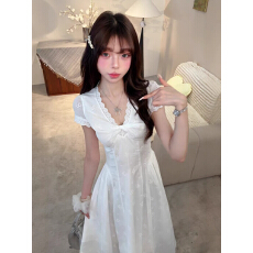 批发法式温柔风蕾丝拼接V领短袖连衣裙女夏季新款<b class='q'>白色</b>镂空漂亮仙女裙