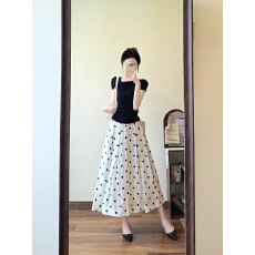批发卡其色<b class='q'>长袖</b>针织开衫女装夏季度假风穿搭套装碎花吊带连衣裙两件套