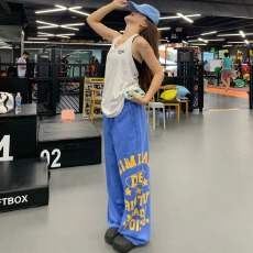 批发美式字母印花运动休闲卫裤男2026新款垂感百搭阔腿显瘦拖地<b class='q'>长裤</b>