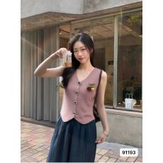 批发2026年春夏季新款时尚小香风V领南瓜装饰金属扣针织背心 百搭上衣