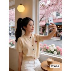 批发2026年韩版夏季新款<b class='q'>圆领</b>小马刺绣短袖彩色单排扣<b class='q'>针织</b><b class='q'>开衫</b>百搭上衣