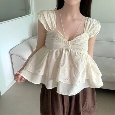 批发现一货   <b class='q'>韩国</b>chic刺绣花朵镂空吊带背心女夏季2026露背收腰上衣
