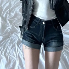 批发现一货 <b class='q'>韩国</b>chic美式设计感卷边夏季高腰性感超短包臀牛仔短裤女