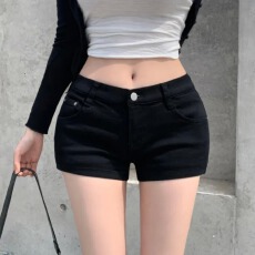 批发现一货   韩国chic黑色<b class='q'>高腰</b>修身牛仔短裤女装显瘦百搭直筒<b class='q'>热裤</b>