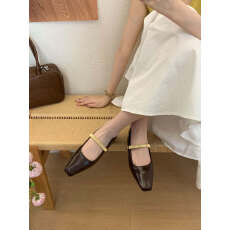 批发2026早<b class='q'>春</b>新款时尚链条一字扣带方头软底舒适内增高单鞋