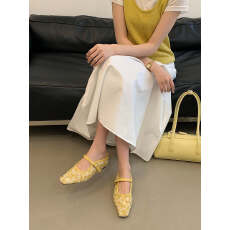 批发2026早春新款<b class='q'>韩版</b>透气网纱刺绣花朵方头软底内增高包头拖鞋