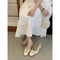 批发2026早春新款法式蕾丝蝴蝶结方头软底粗跟包头后空凉鞋