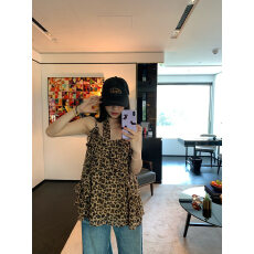 批发美式辣妹波点荷叶边<b class='q'>吊带</b><b class='q'>背心</b>女夏外穿配挂脖系带韩系<b class='q'>雪纺</b>宽松上衣