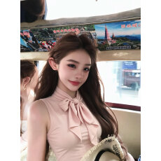 批发粉色设计感小众<b class='q'>无袖</b>上衣绑带蝴蝶结露肩T恤韩系纯欲2026夏季女装