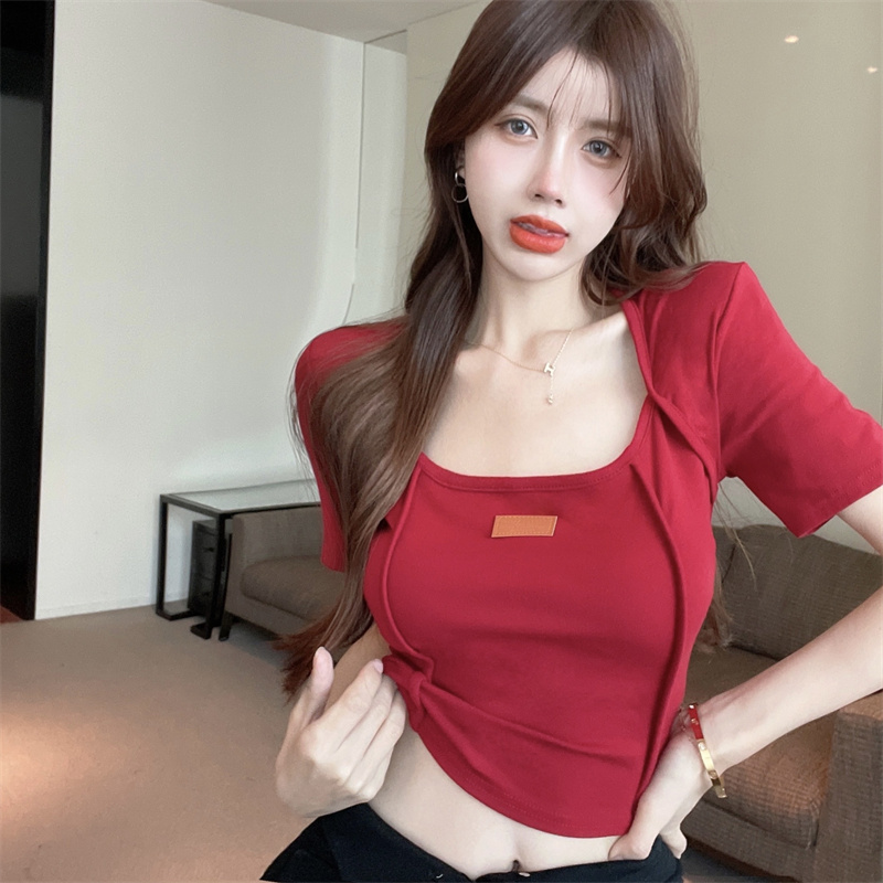 FA34464# 纯欲风辣妹露锁骨方领短袖t恤女设计感别致短款百搭修身显瘦上衣 服裝批發女裝批發服飾貨源