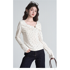 批发温柔杏色波点设计感修身长袖T恤女早秋季扭结打底衫上衣