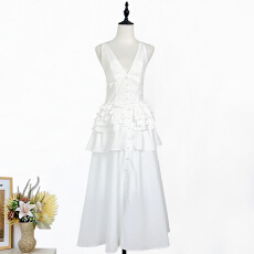 批发实拍优雅法式复古风木耳边层层蛋糕裙<b class='q'>连衣裙</b>无袖露背度假风中长裙