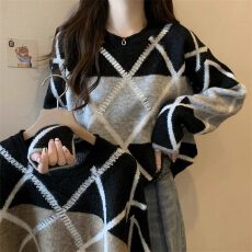 批发美式<b class='q'>街头</b>重工拼色格子圆领毛衣女秋冬宽松慵懒套头针织衫长袖上衣