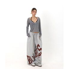 批发<b class='q'>街头</b>舞蹈宽松大板型春秋款阔腿抽绳两穿运动裤女