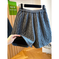 批发原版面料 <b class='q'>大码</b>300斤麻花灰色羊毛<b class='q'>短裤</b>女冬宽松显瘦百搭a字版靴裤