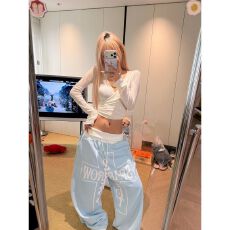 批发美式设计感翻腰十字架字母印花卫裤女高级感宽松阔腿显瘦拖地<b class='q'>长裤</b>