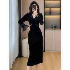 批发法式V领<b class='q'>长</b>袖丝绒连衣裙女秋冬新款蕾丝拼接高级感修身显瘦<b class='q'>长</b><b class='q'>裙子</b>