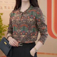 批发秋冬新款时尚碎花印花圆领遮肚宽松长袖大码中老年妈妈装打底上衣