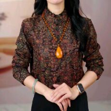 批发秋冬新款时尚碎花印花圆领遮肚宽松长袖大码中老年妈妈装打底上衣