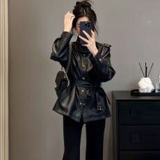 批发韩系小众立领正肩皮衣外套女秋<b class='q'>冬</b>新款时尚收腰绑带长袖单排扣上衣