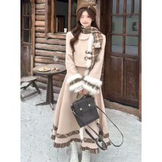 批发甜美风焦糖小熊冬季穿搭套装短款精致外套上衣高腰显瘦大摆半身裙