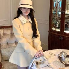 批发富家千金感穿搭短款系带收腰翻领毛呢外套超好看呢子大衣2026冬季