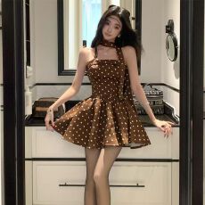 批发法式波点收腰<b class='q'>荷叶边</b>蝴蝶辣妹结抽褶抹胸迷你<b class='q'>连衣裙</b>年会圣诞穿搭女