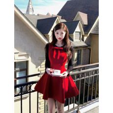 批发气质千金套装秋冬蝴蝶结背心公主连衣裙蕾丝拼接<b class='q'>长袖</b>打底衫两件套