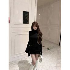 批发辣妹半高领长袖连衣裙女褶皱修身内搭裙子显身材收腰包臀<b class='q'>短裙</b>