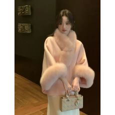 批发2026法式新款毛领斗篷款呢子大衣气质显瘦时尚高端保暖毛呢外套女