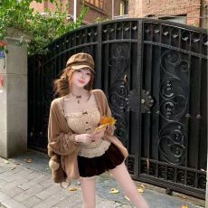 批发氛围感甜美蝴蝶结<b class='q'>蕾丝</b>边吊带上衣慵懒风开衫显瘦花苞短裤三件套