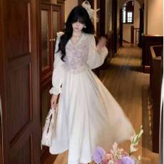 批发2026新款气质暮云宫廷法式浪漫提花赫本连衣裙公主<b class='q'>长裙</b><b class='q'>礼服</b>