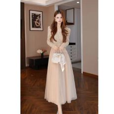 有内衬秋冬新款法式气质拼接蕾丝优雅千金风V领连衣裙