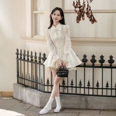 批发法式千金蕾丝重工香风长袖公主连衣裙新款秋冬收腰蝴蝶结显瘦短裙