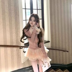 批发雪与告别式 法式蕾丝粉假两件针织开衫<b class='q'>上衣</b>蕾丝蛋糕短<b class='q'>裤</b>气质套<b class='q'>装</b>