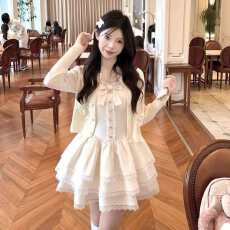 批发法式春夏新款甜美超好看开衫外套蓬蓬连衣裙女收腰显瘦两件套短裙