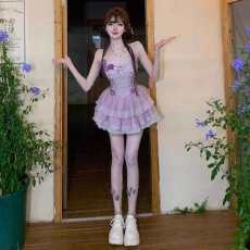 批发夏季<b class='q'>新款</b>甜美纯欲辣妹风气质小众设计修身吊带连衣裙<b class='q'>女</b>