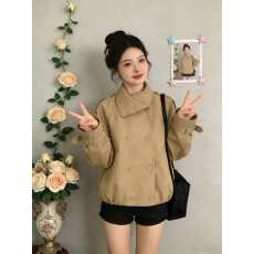 批发卡其色双排扣立领短款<b class='q'>风</b>衣外套女春秋季新款设计感宽松休闲大衣潮