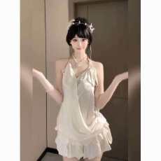 批发手工钉钻流光浮影珠片一字肩抹胸<b class='q'>连衣裙</b>女夏收腰显瘦气质名媛裙子