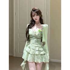 批发微胖mm纯欲甜美绿色绣花吊带<b class='q'>连衣裙</b><b class='q'>女</b>夏2026<b class='q'>大码</b>显瘦防晒开衫套装