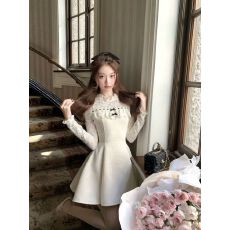 批发<b class='q'>连衣裙</b>2026春秋新款女法式千金感气质修身蕾丝长袖打底收腰短裙