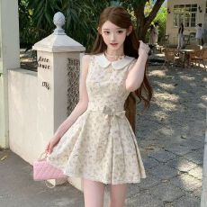 批发<b class='q'>连衣裙</b>2026夏季新款女法式甜美小清新修身显瘦小个子收腰碎花短裙