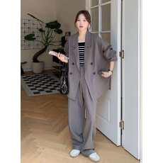 批发<b class='q'>休闲</b>灰色西装套装女2026春秋季新款冷淡系高级感阔腿裤<b class='q'>西服</b>两件套
