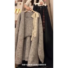 批发韩系<b class='q'>宽松</b>慵懒风穿搭一整套女早秋新款针织开衫蕾丝吊带牛仔裤套装