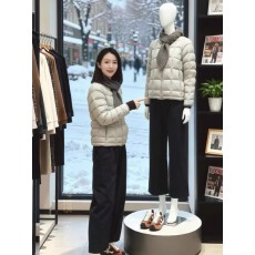 批发上架72小时有货-秋冬<b class='q'>韩版</b>气质百搭排骨棉服外套高腰阔腿裤两件套