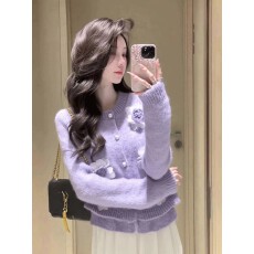 批发上架72小时有货-韩系立体花朵紫色毛衣<b class='q'>冬</b>季女士针织开衫高级内搭