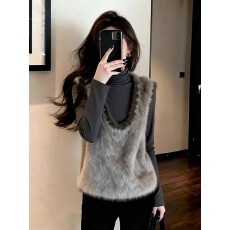 批发软糯慵懒松弛高级感休闲随性<b class='q'>通勤</b>风流行百搭灰色马甲女2026春毛衣