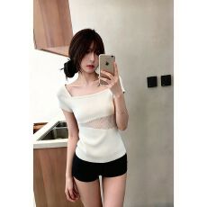 批发上架72小时有货-设计感方领<b class='q'>短袖</b><b class='q'>针织</b>衫女2026新款夏季薄款T恤上衣
